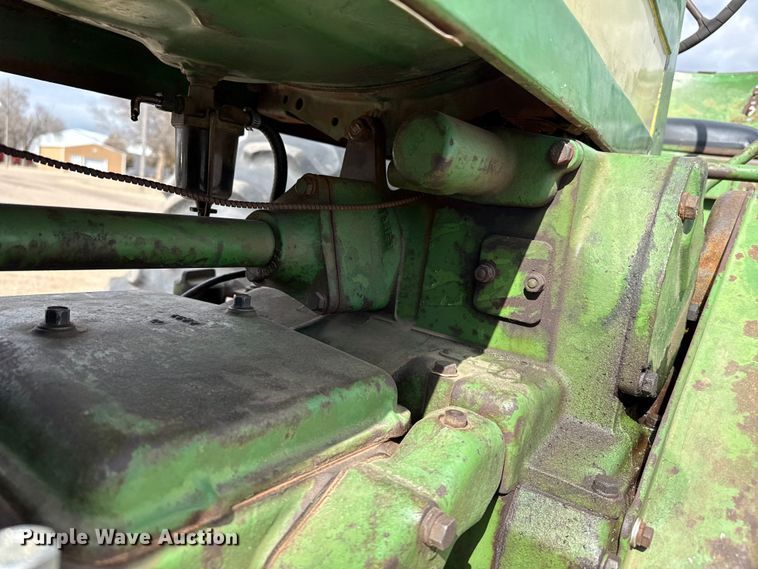 image for item DZ5123 1957 John Deere 720 tractor