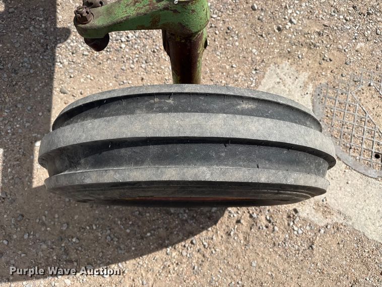 image for item DZ5123 1957 John Deere 720 tractor