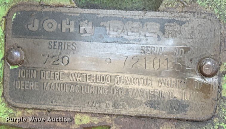 image for item DZ5123 1957 John Deere 720 tractor