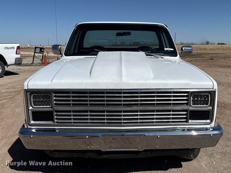 image for item DZ5127 1983 Chevrolet C10 pickup truck