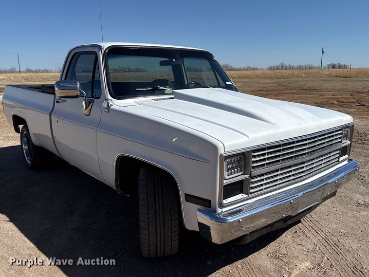 image for item DZ5127 1983 Chevrolet C10 pickup truck