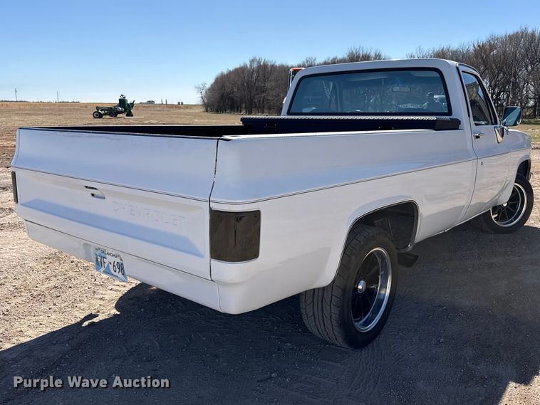 image for item DZ5127 1983 Chevrolet C10 pickup truck