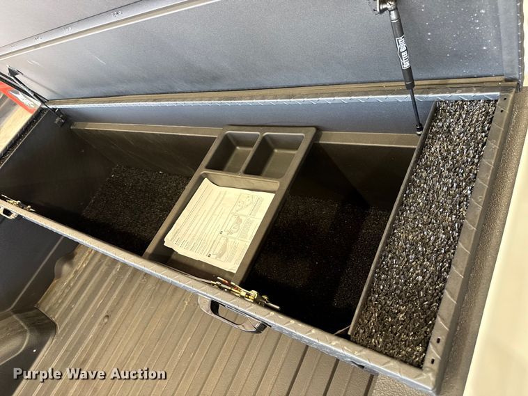 image for item DZ5127 1983 Chevrolet C10 pickup truck