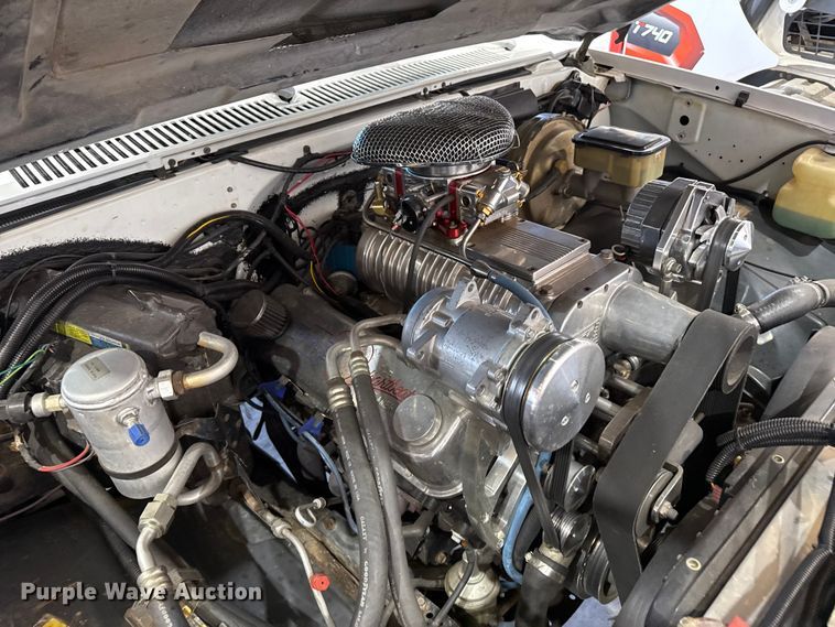 image for item DZ5127 1983 Chevrolet C10 pickup truck