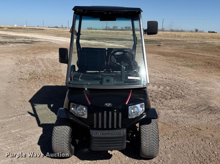image for item DZ5128 2010 Tomberlin E-Merge 500 golf cart