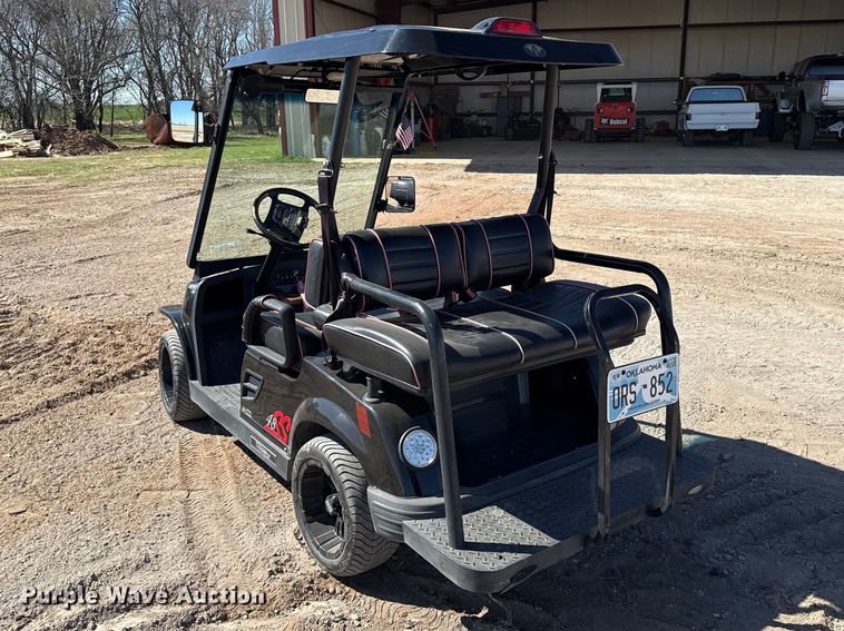 image for item DZ5128 2010 Tomberlin E-Merge 500 golf cart