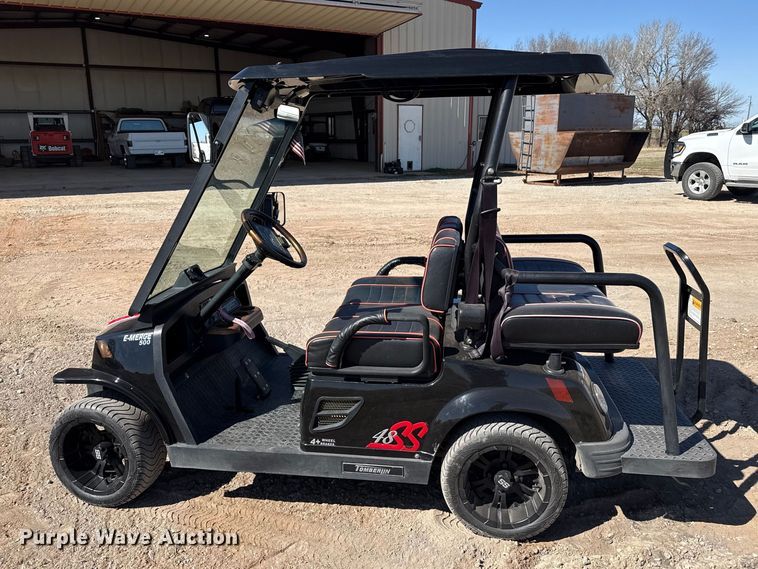 image for item DZ5128 2010 Tomberlin E-Merge 500 golf cart