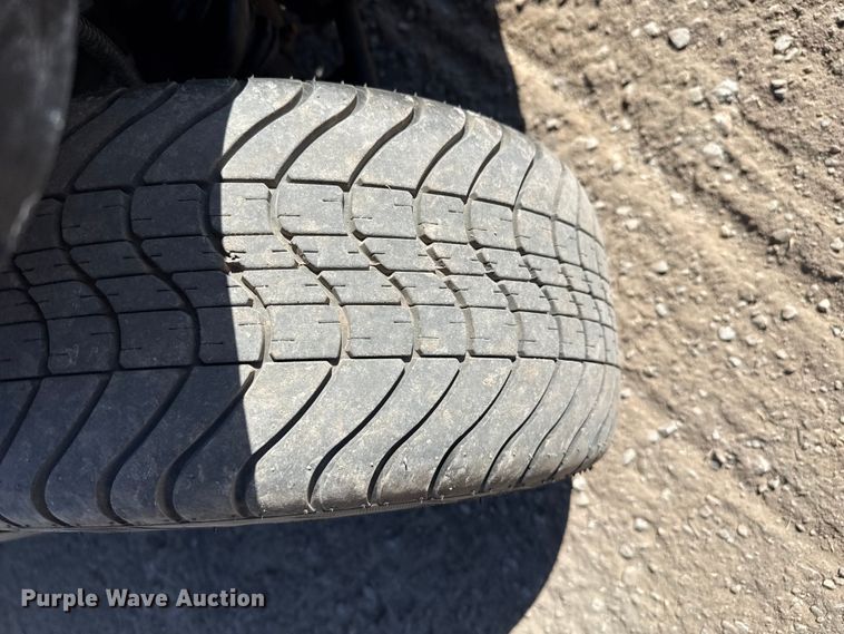 image for item DZ5128 2010 Tomberlin E-Merge 500 golf cart