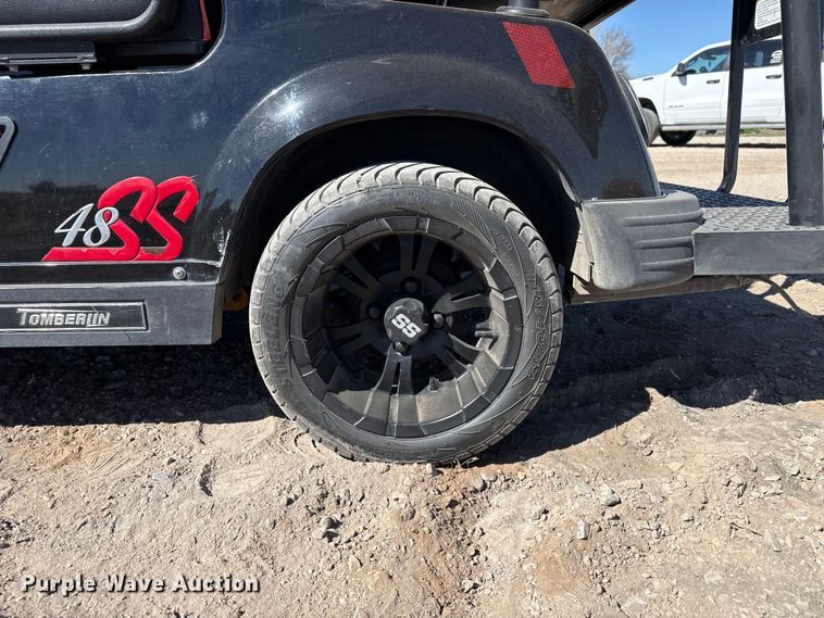 image for item DZ5128 2010 Tomberlin E-Merge 500 golf cart