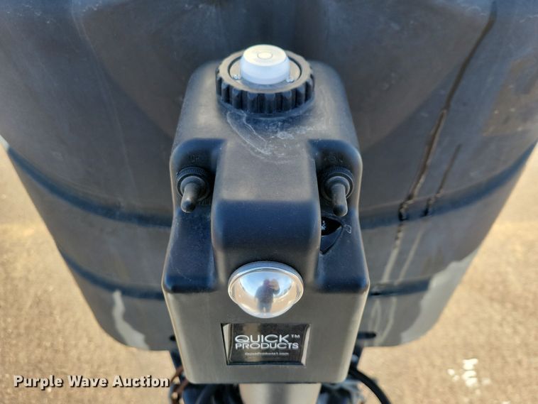 image for item EA2810 2016 Keystone Hideout camper