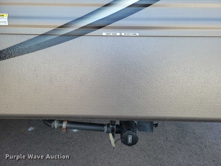 image for item EA2810 2016 Keystone Hideout camper