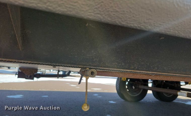 image for item EA2810 2016 Keystone Hideout camper