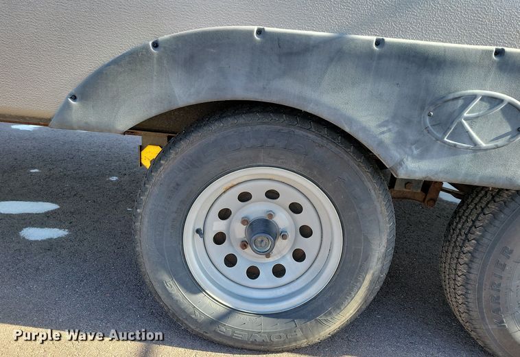 image for item EA2810 2016 Keystone Hideout camper