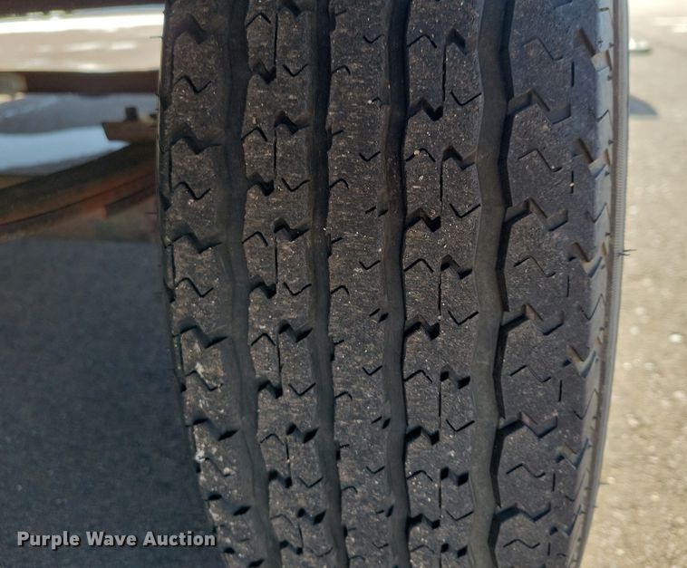 image for item EA2810 2016 Keystone Hideout camper