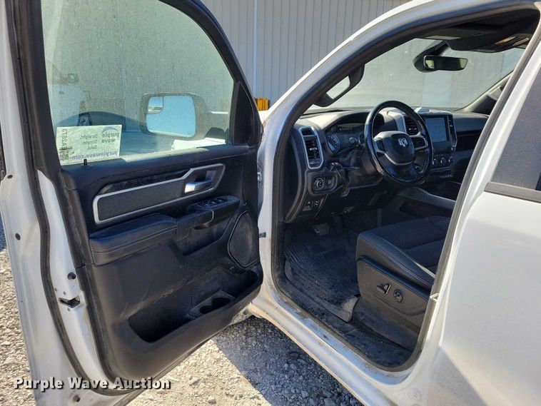 image for item EA2873 2020 RAM 1500 Crew Cab pickup truck