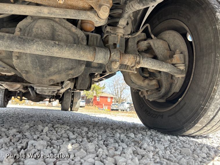 image for item EA4463 2019 Ford F450 Super Duty King Ranch Crew Cab truck