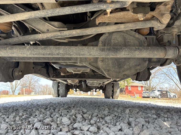 image for item EA4463 2019 Ford F450 Super Duty King Ranch Crew Cab truck