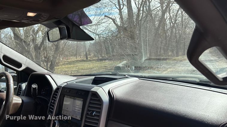 image for item EA4463 2019 Ford F450 Super Duty King Ranch Crew Cab truck