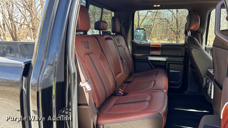 image for item EA4463 2019 Ford F450 Super Duty King Ranch Crew Cab truck
