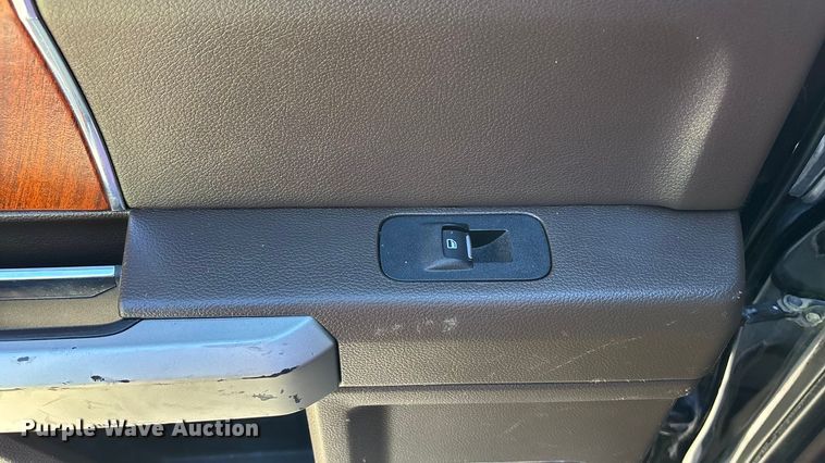 image for item EA4463 2019 Ford F450 Super Duty King Ranch Crew Cab truck