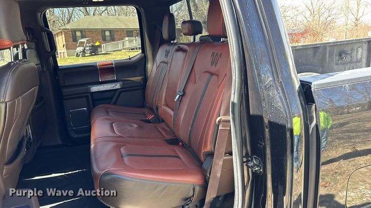 image for item EA4463 2019 Ford F450 Super Duty King Ranch Crew Cab truck