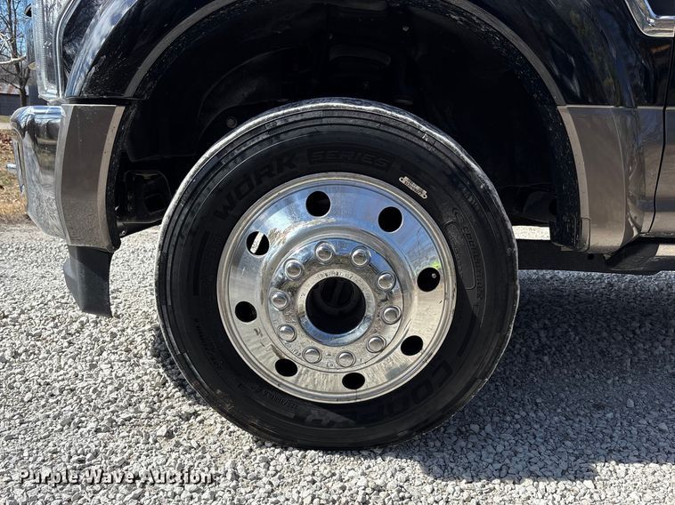 image for item EA4463 2019 Ford F450 Super Duty King Ranch Crew Cab truck