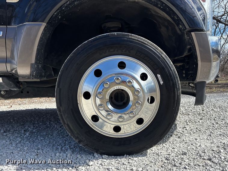 image for item EA4463 2019 Ford F450 Super Duty King Ranch Crew Cab truck