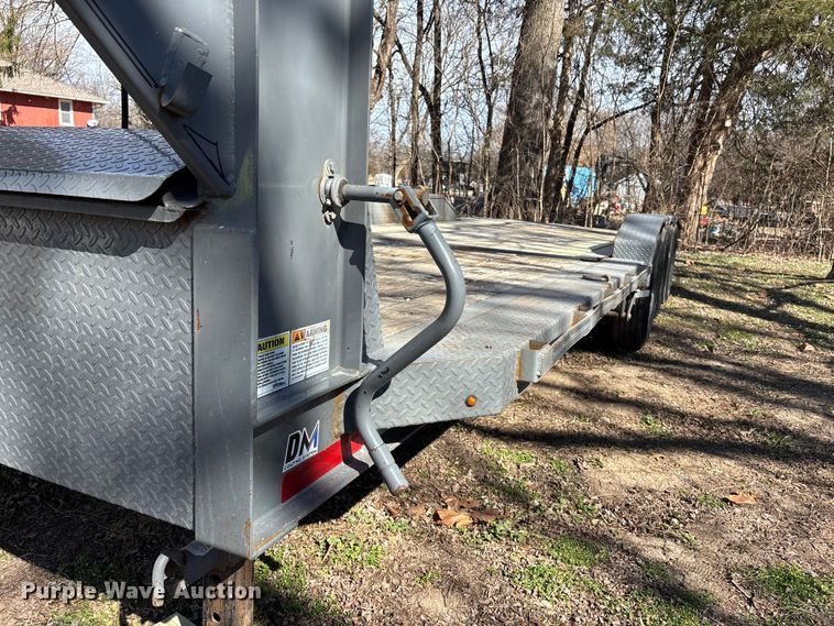 image for item EA4464 2019 Diamond C Tilt bed tilt deck equipment trailer