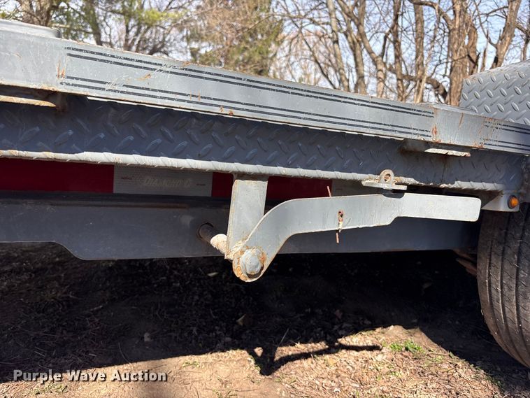 image for item EA4464 2019 Diamond C Tilt bed tilt deck equipment trailer