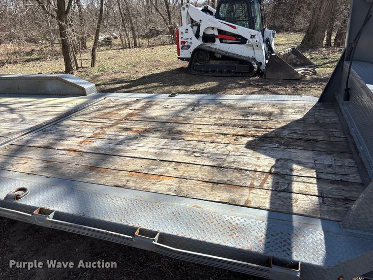 image for item EA4464 2019 Diamond C Tilt bed tilt deck equipment trailer