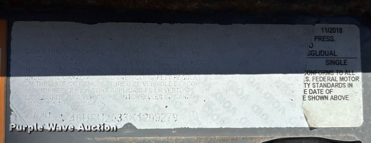 image for item EA4464 2019 Diamond C Tilt bed tilt deck equipment trailer