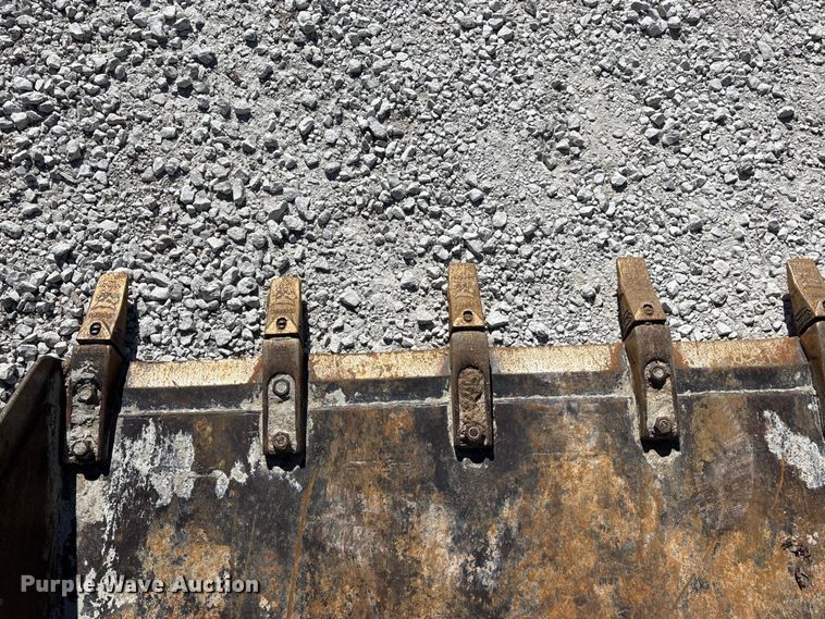 image for item EA4465 2022 Bobcat T770 tracked skid steer loader