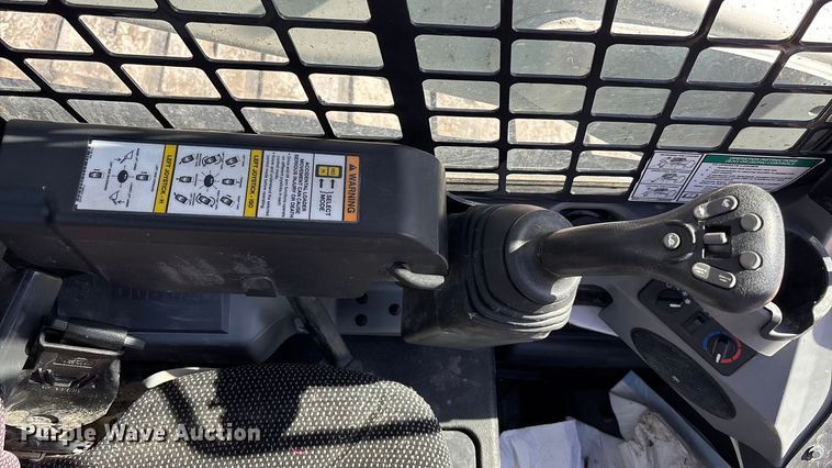 image for item EA4465 2022 Bobcat T770 tracked skid steer loader