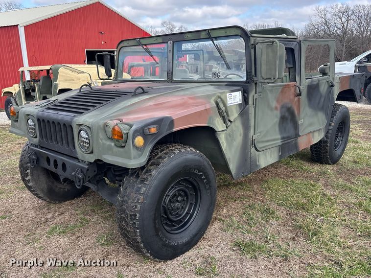 image for item EA4510 1989 AM General M988  SUV