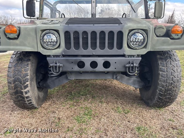 image for item EA4510 1989 AM General M988  SUV