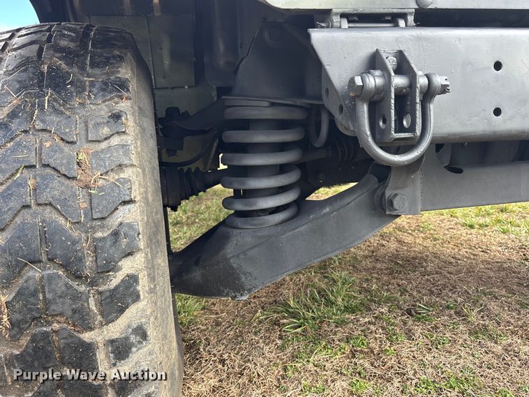 image for item EA4510 1989 AM General M988  SUV