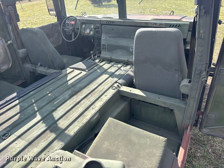 image for item EA4510 1989 AM General M988  SUV