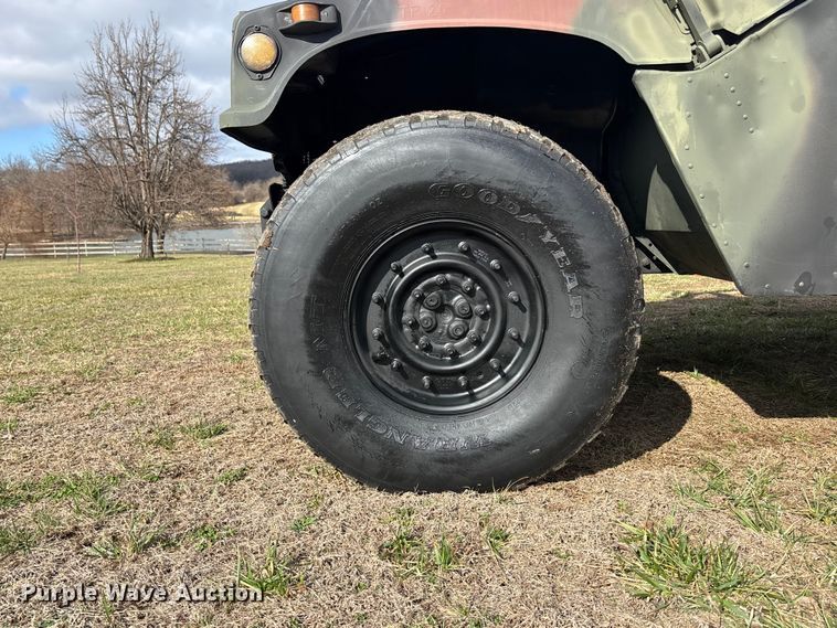 image for item EA4510 1989 AM General M988  SUV