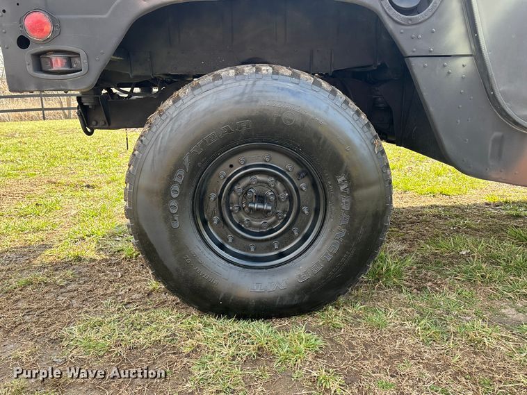 image for item EA4510 1989 AM General M988  SUV