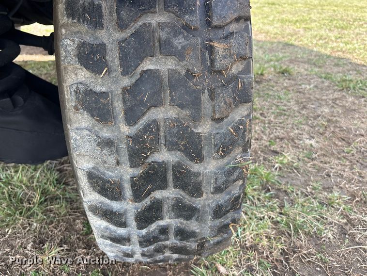 image for item EA4510 1989 AM General M988  SUV