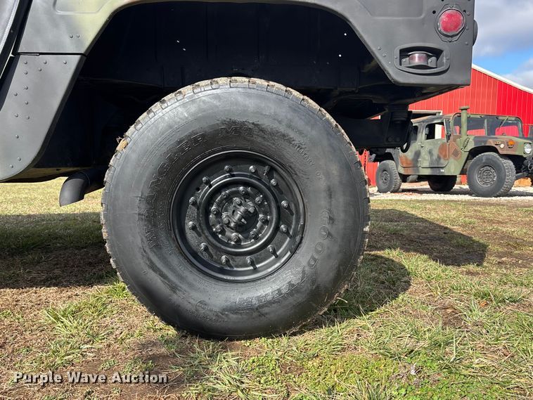 image for item EA4510 1989 AM General M988  SUV