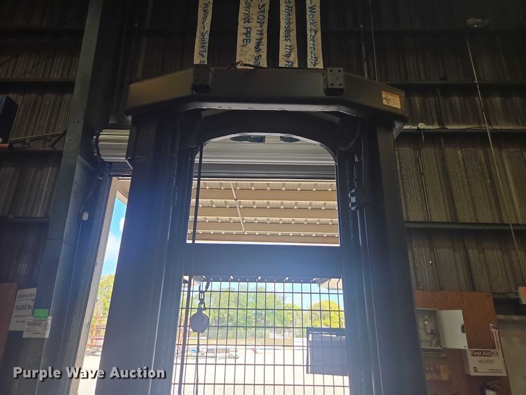 image for item EA5458 2017 Crown SP3520-30 order picker