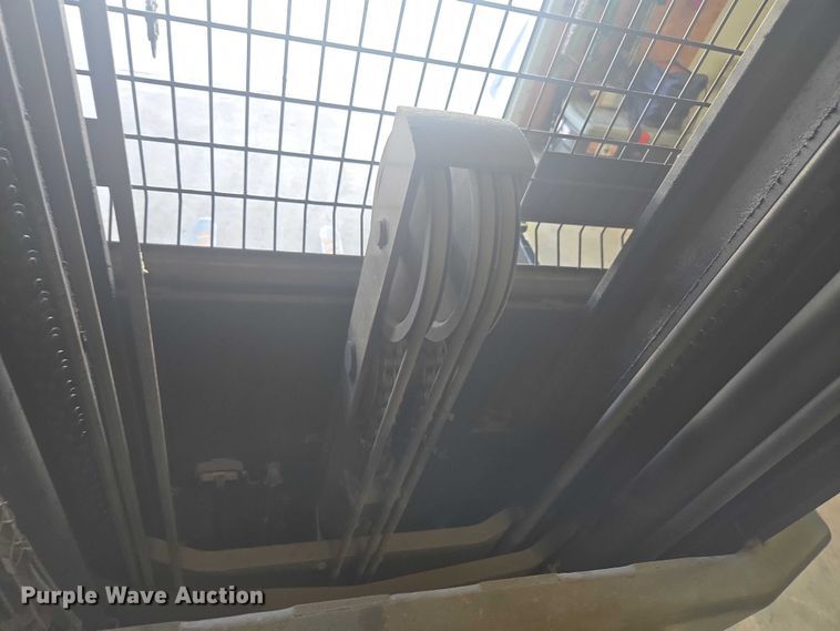 image for item EA5458 2017 Crown SP3520-30 order picker