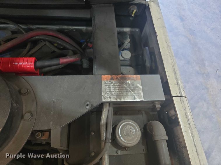 image for item EA5458 2017 Crown SP3520-30 order picker