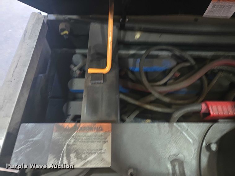 image for item EA5458 2017 Crown SP3520-30 order picker