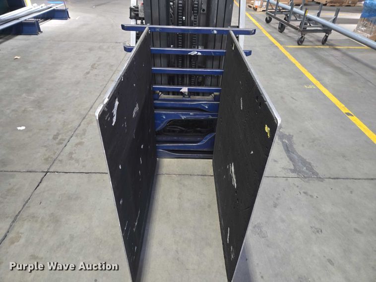 image for item EA5461 2017 UniCarriers PF50 forklift