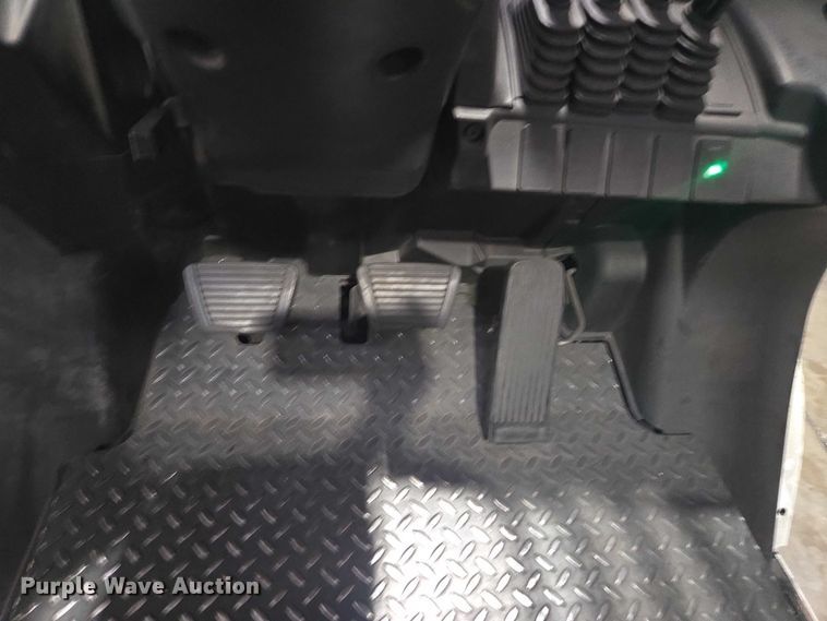 image for item EA5461 2017 UniCarriers PF50 forklift