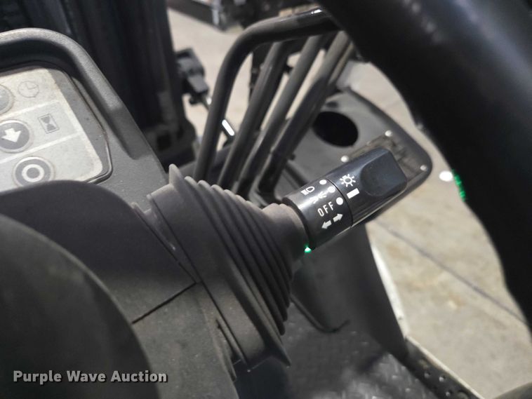 image for item EA5461 2017 UniCarriers PF50 forklift