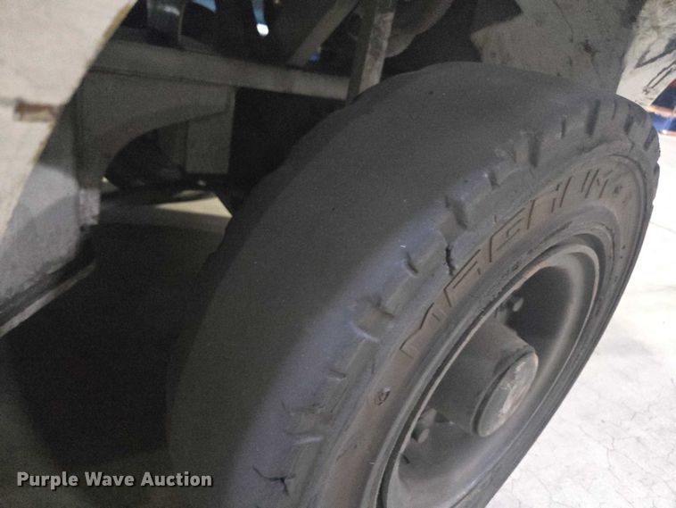 image for item EA5461 2017 UniCarriers PF50 forklift