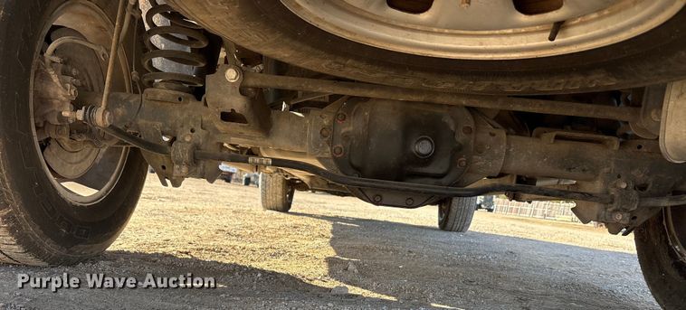 image for item EA7924 2014 RAM 1500 Crew Cab pickup truck